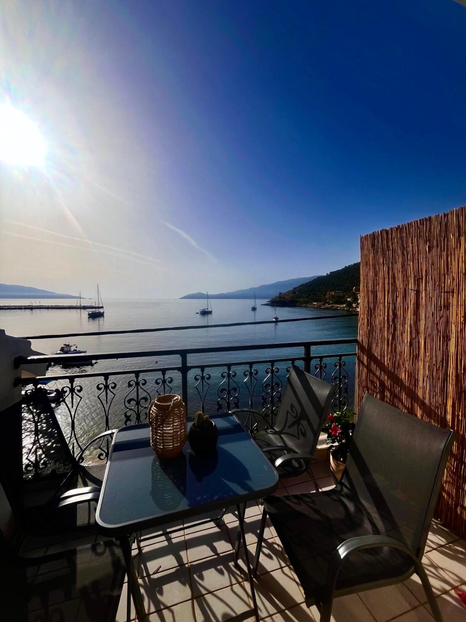 Sea Side Studios Айя-Евфимия Экстерьер фото